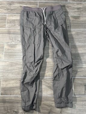 Vuori Pants Womens Medium Grey Performance Jogger Running Yoga Gym Pilates